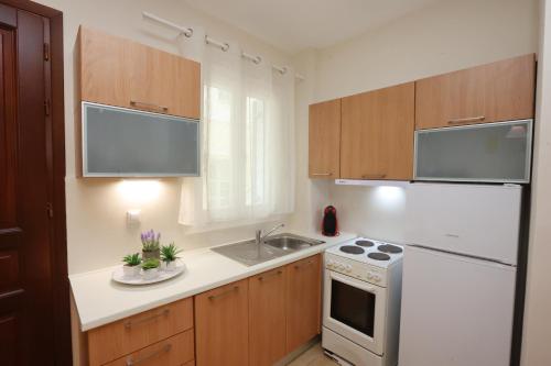 Gallery image of ELVIRA-MARIA and ELVIRA in Ermoupoli