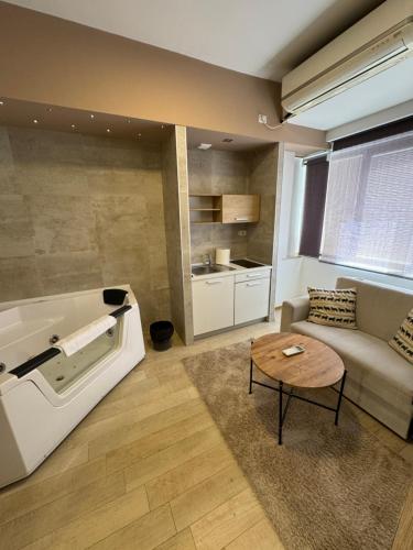 Una cocina o cocineta en Gardenia Hotel & Spa
