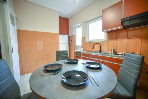 Spacious Apartment near Panormou Metro with Self Check-in
