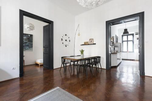 Kertesz 22 - 3 Bedrooms and Living with 2 Baths 1073 Budapest, Kertész u. 22 kép - 3