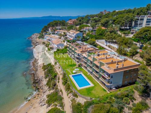 UHC Arinsal Family Complex