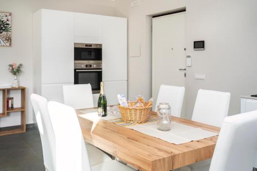 Cucina o angolo cottura di Marilù dream house a 800 mt dal mare di Formia
