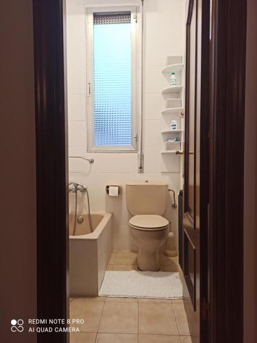 Ένα μπάνιο στο Villa Caamaño