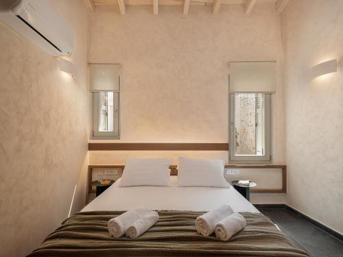 Monk Residence 27 - Stylish Old Town Retreat