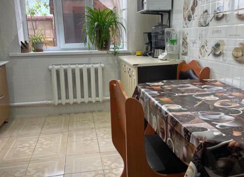 Kuhinja ili čajna kuhinja u objektu Иртыш