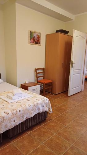 Fotografie z fotogalerie ubytování Apartments Villa-G Lustica v destinaci Tivat