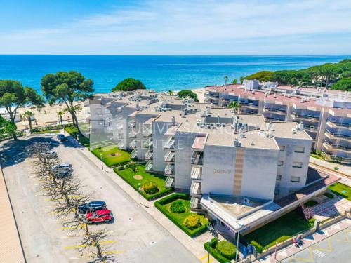 UHC DMS FAMILY APARTMENTS