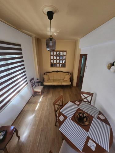 Alley Apartment