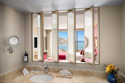 Gallery image of Sunscape Dorado Pacifico Ixtapa Resort & Spa- All Inclusive in Ixtapa