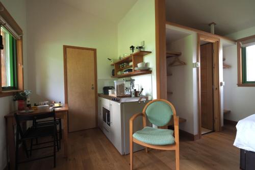 Kuchyň nebo kuchyňský kout v ubytování Marcassie Farm Lodges - Hazel Studio