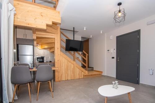Filitsa's Luxury House