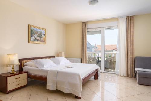 Apartments Jozic