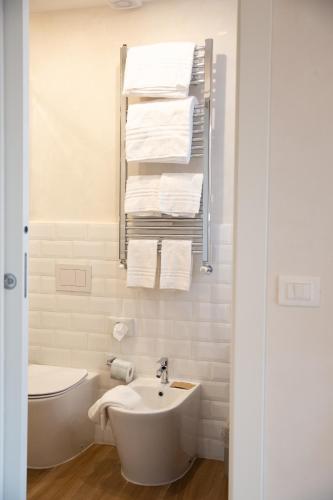 Koupelna v ubytování Gelsi Luxury Suites