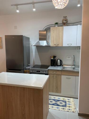 Gallery image of IL FIORE in Ulcinj