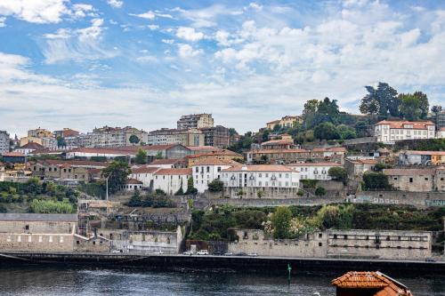 Porto Riverville Apartments