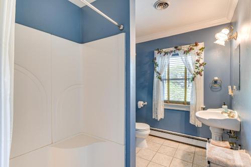 Bagno di Geneva Vacation Rental with Vineyard and Lake Views!