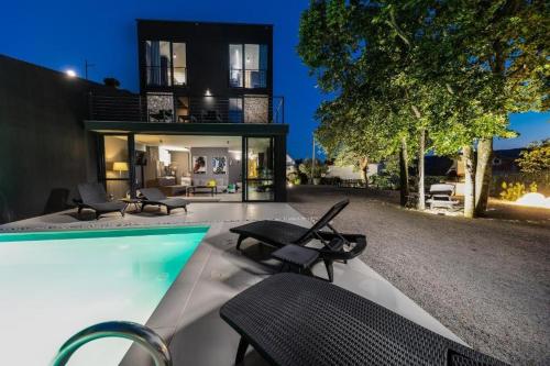 Family friendly house with a swimming pool Dolinci, Crikvenica - 23065