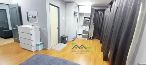 Bilik mandi di Lisa Homestay Ipoh Tambun with Private Pool