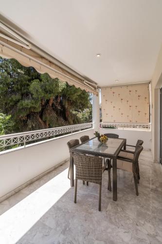 Voula Riviera Luxury Apartment