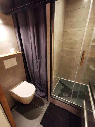 Photo de la galerie de l'établissement Studio atypique 2 personnes, à Bozel