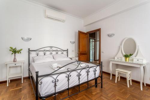 iFlat Vatican Spacious Apartment with Terrace