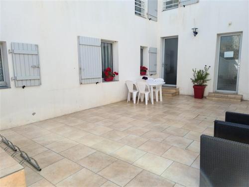 Maison avec vue sur le port