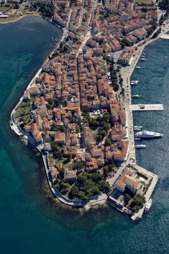 Studio apartment in Porec with balcony, air conditioning, WiFi 819-7