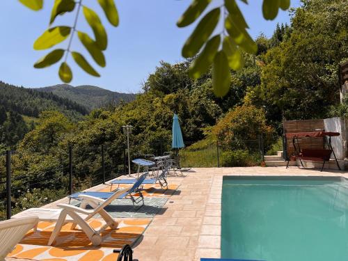 La Roseraie - Gite avec piscine en Cévennes