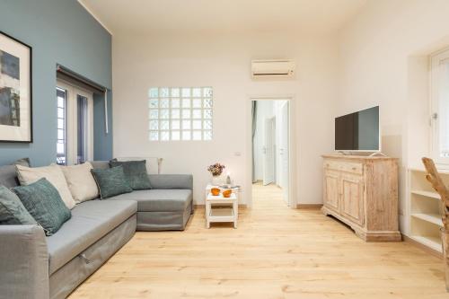 Trevi Fountain Boutique Apartment