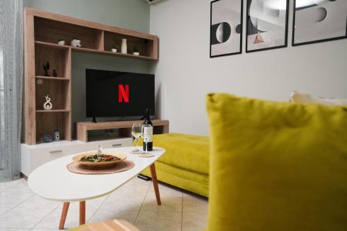 TV a/nebo společenská místnost v ubytování Balancepointskg