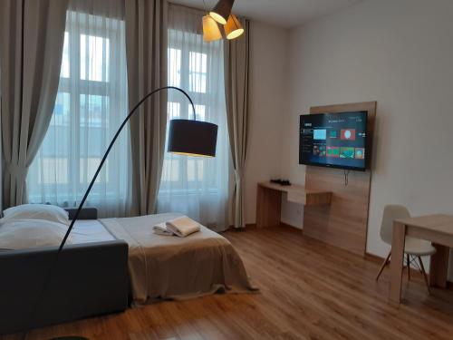 Old Town Apartments - B20