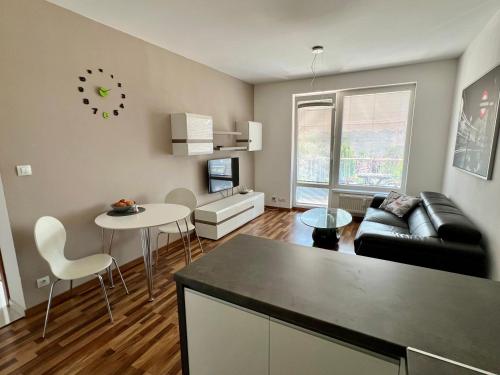 Apartment JEGEHO Bratislava - TIPOS ARENA