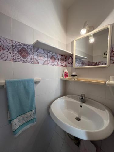 Villetta MP casa sviluppata su due piani con doppia veranda e parcheggio privato photo 3