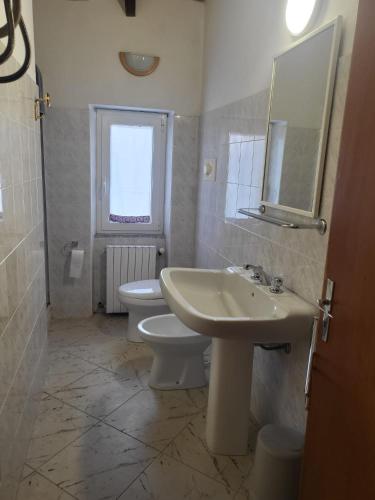 Koupelna v ubytování La Locanda del Maggiociondolo