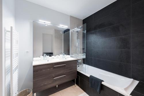 SUNNY MEGEVE - Luxury Flat with services photo 3