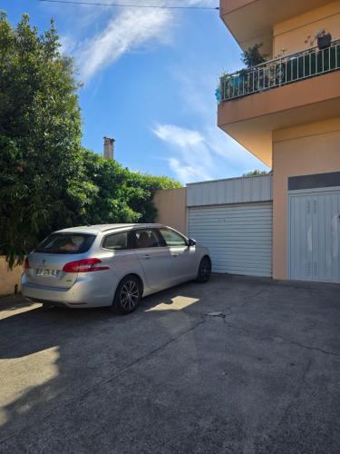 OASIS - Duplex climatisé 100m2, Jardin 150m2, garage individuel clos photo 15