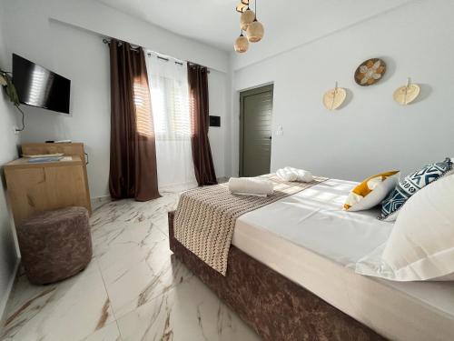Gallery image of Vickys Inn in Dhërmi