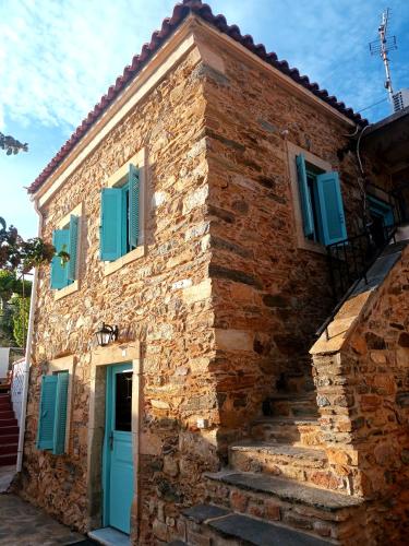 Foto Λιθόκτιστη παραδοσιακή οικία 1