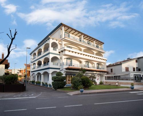Budova, kde se hotel nachází