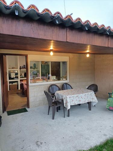 Αίθριο ή υπαίθριος χώρος στο A casa de Flora