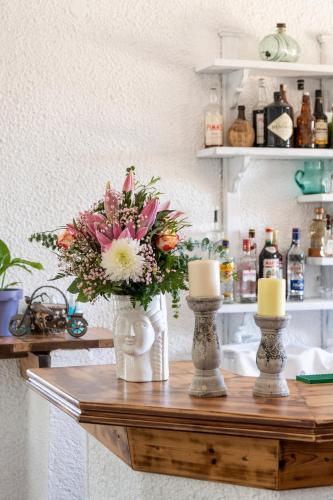 Gallery image of Hotel Swiss Home in Naousa