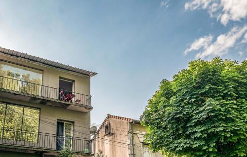 Beautiful Apartment In Montreuil