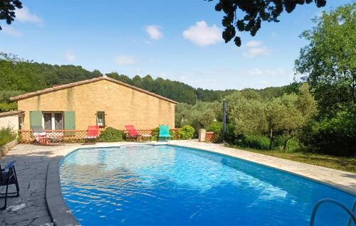 Beautiful Home In Varages With Wifi