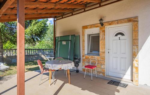 Balkón nebo terasa v ubytování Cozy Apartment In Lozovac With Wifi