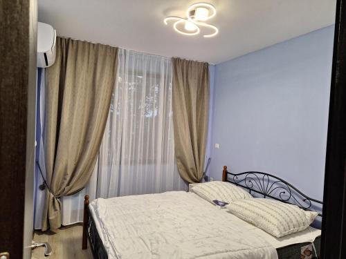 Postel nebo postele na pokoji v ubytování Apartment102 Green Paradise Primorsko