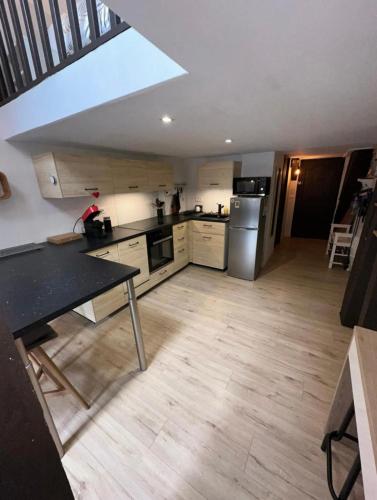 Le Cosy - Place de la République