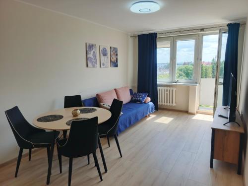 Nad Motławą , Szopy 3