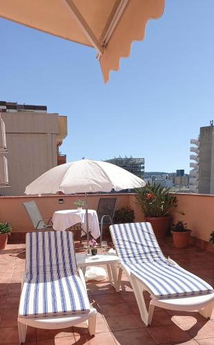 Cozy and sunny penthouse Fira BCN
