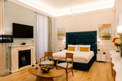 Curcumelli Luxury Suites