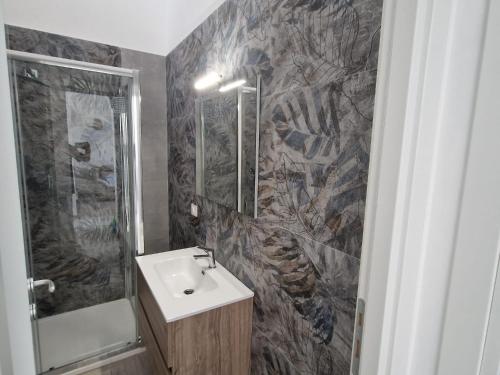 Ένα μπάνιο στο Soleil 24